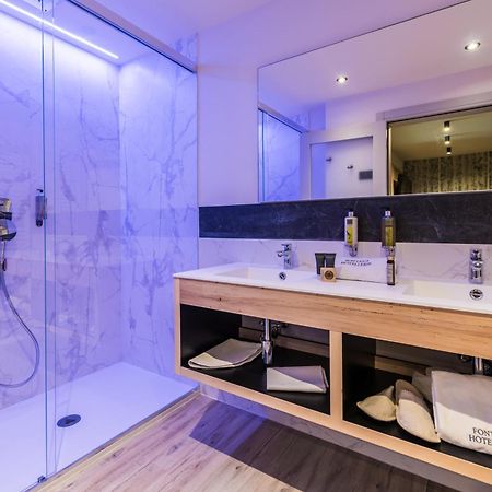 Sporting Hotel 파쏘델토날레 외부 사진