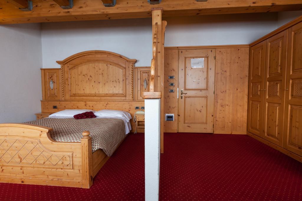 Sporting Hotel 파쏘델토날레 외부 사진