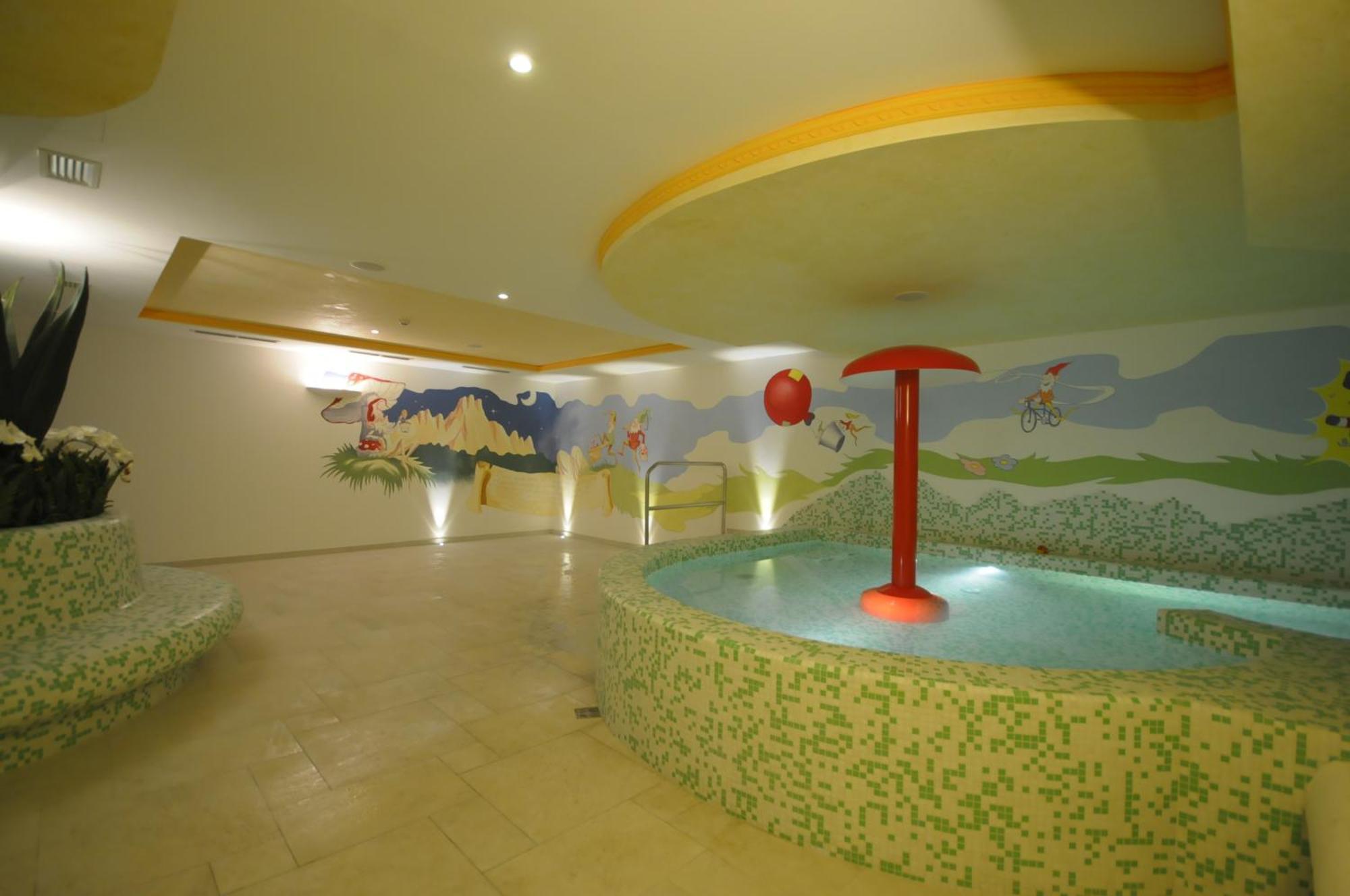 Sporting Hotel 파쏘델토날레 외부 사진